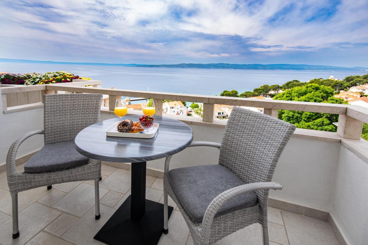 Apartments Klement Брела Екстериор снимка